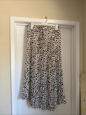 Pleated Black Dot Print Midi Skirt